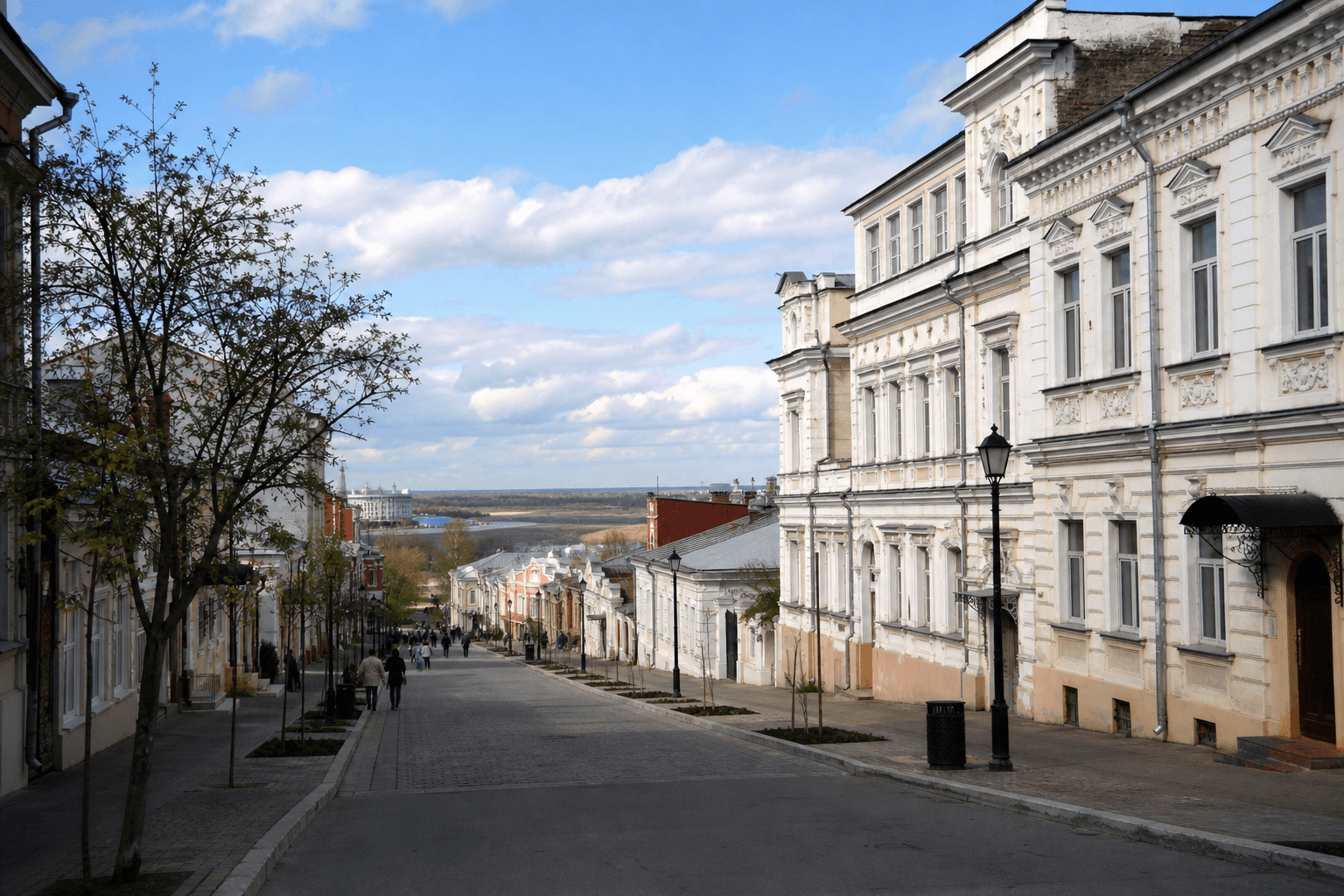 Ул. Ильинская и Плотничный переулок