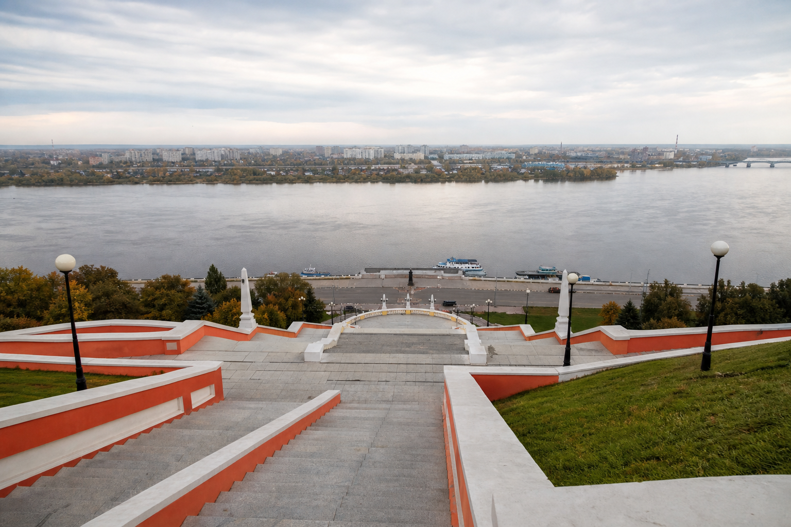 Лучшие смотровые точки Нижнего (кроме закатов на Стрелке)